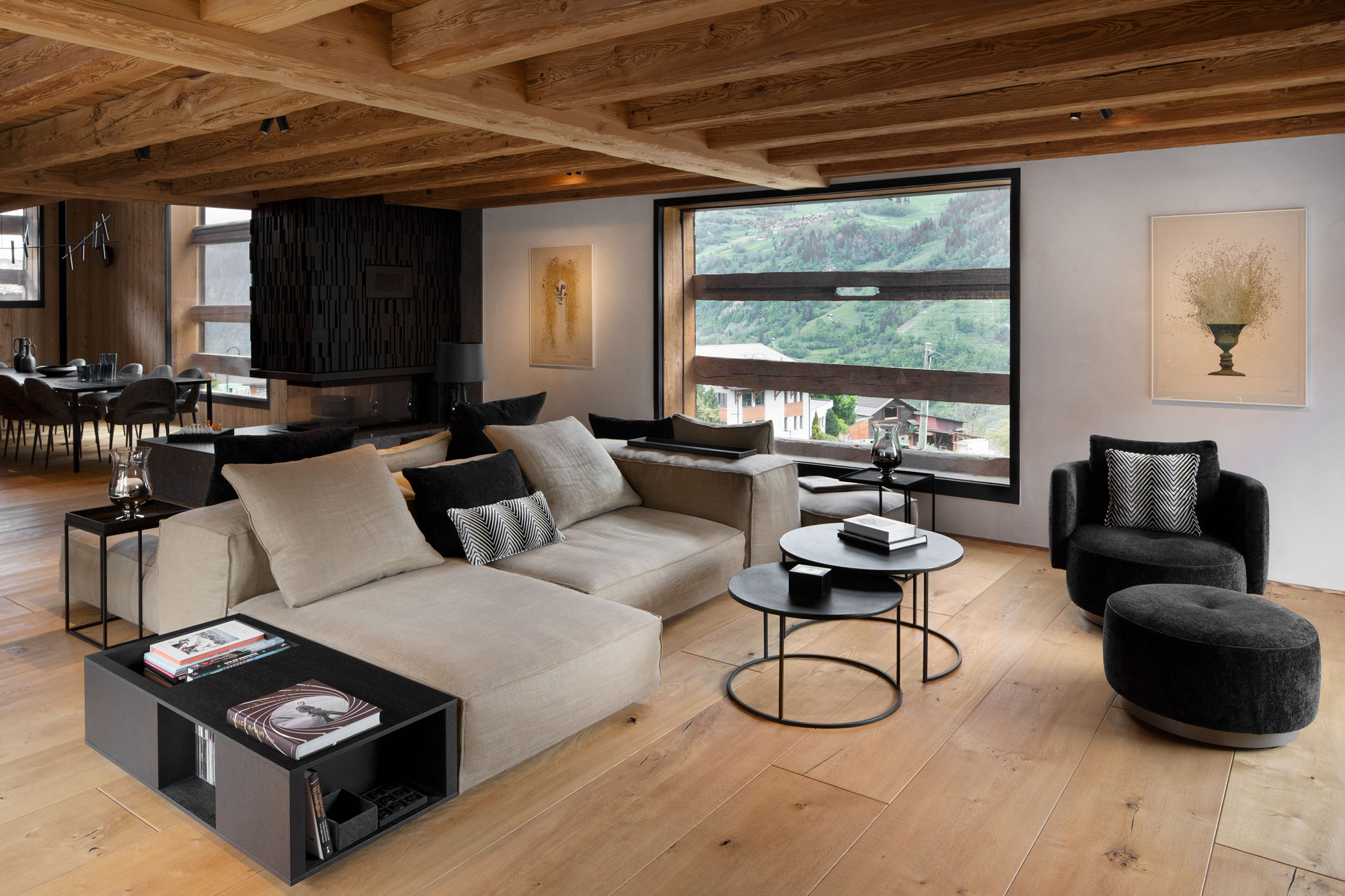 Salon contemporain vue sur la Vallée Valais