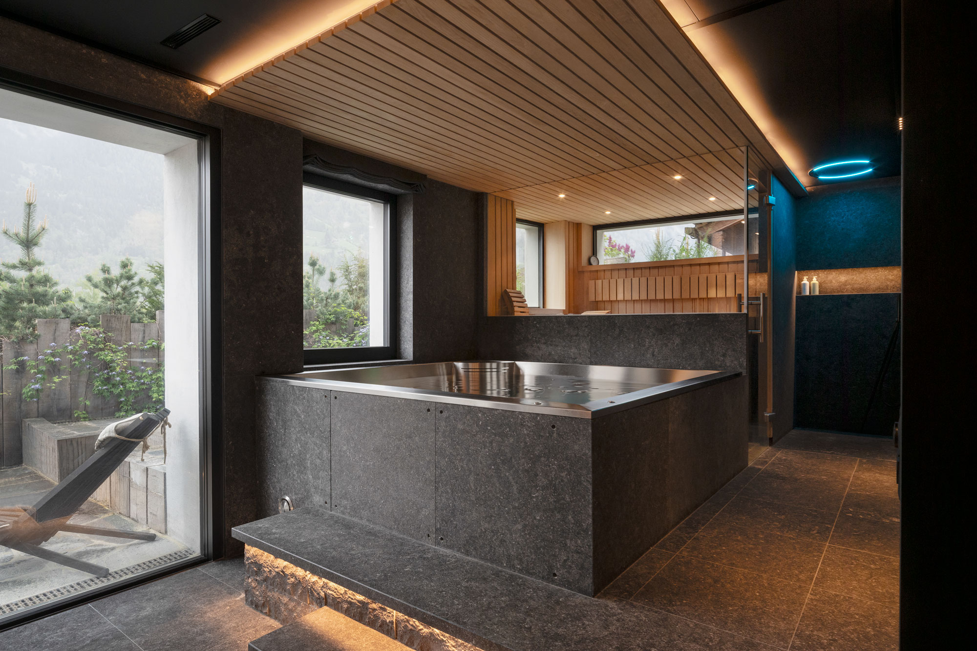 Salle jacuzzi et sauna Granges Bruson Valais